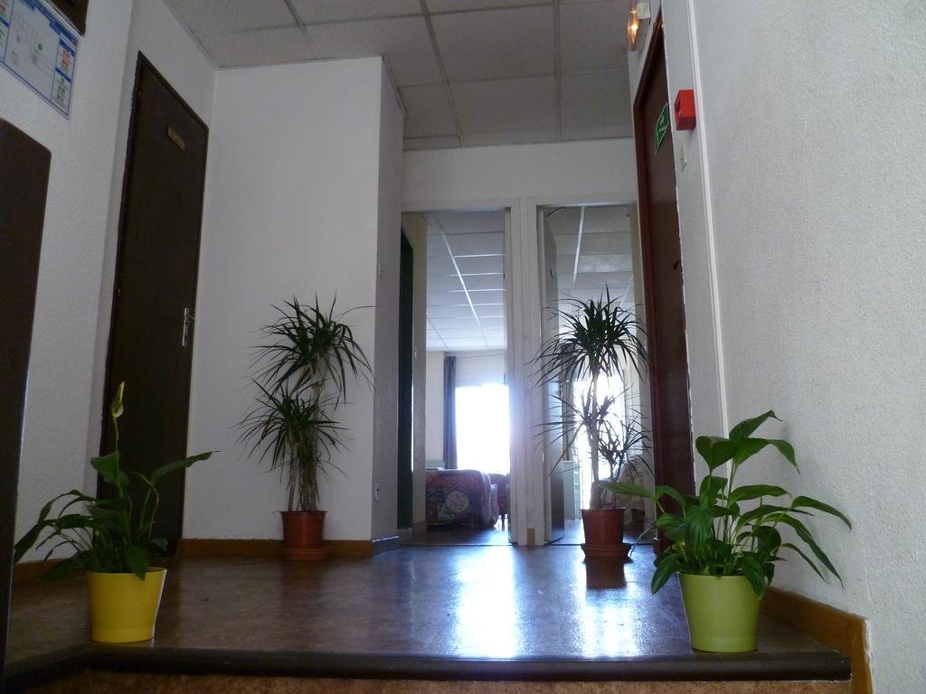 Hotel Saint Jean Baptiste Lourdes Exterior photo